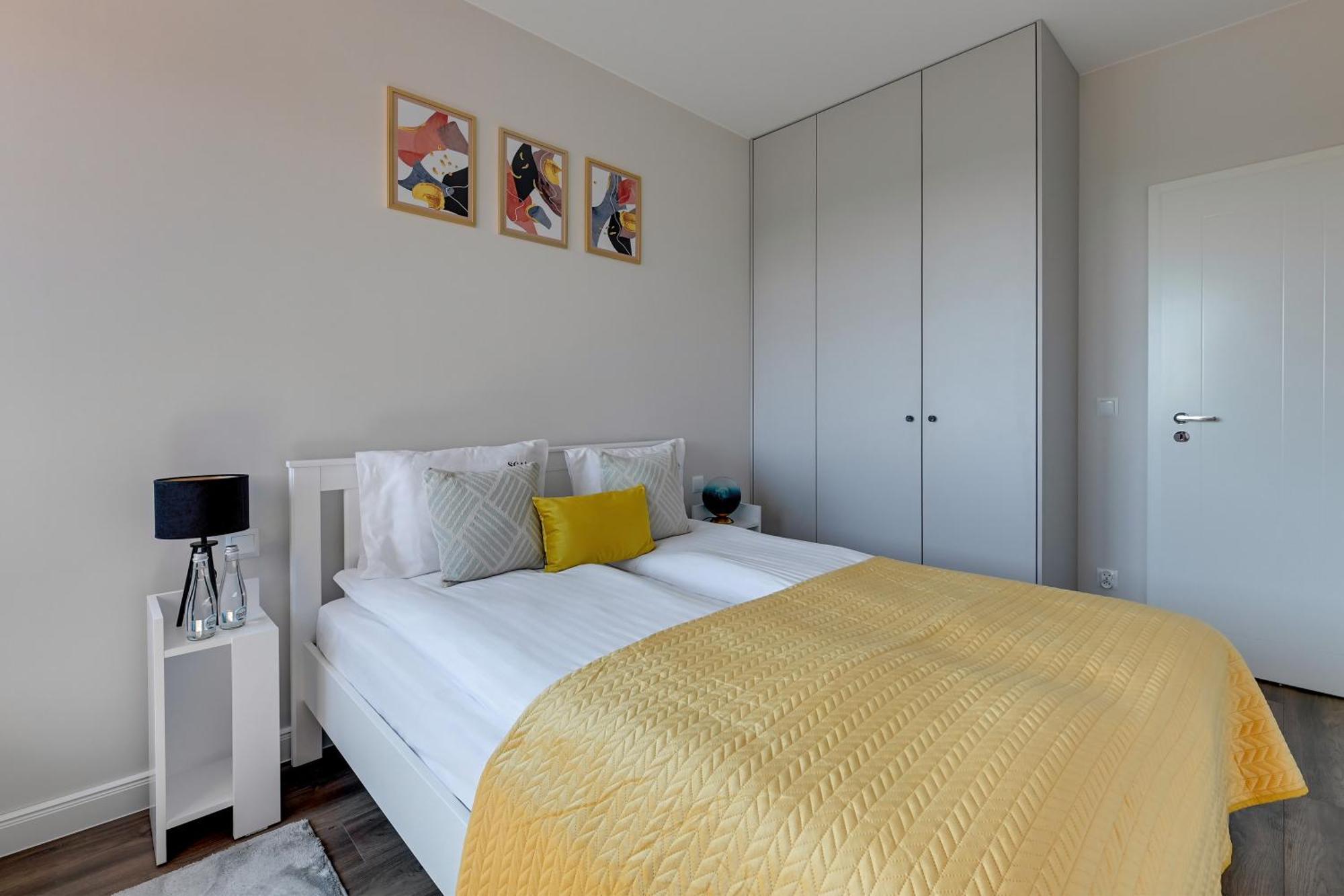 Scala City Center Apartments With Parking By Lion Apartments Gdansk Ngoại thất bức ảnh