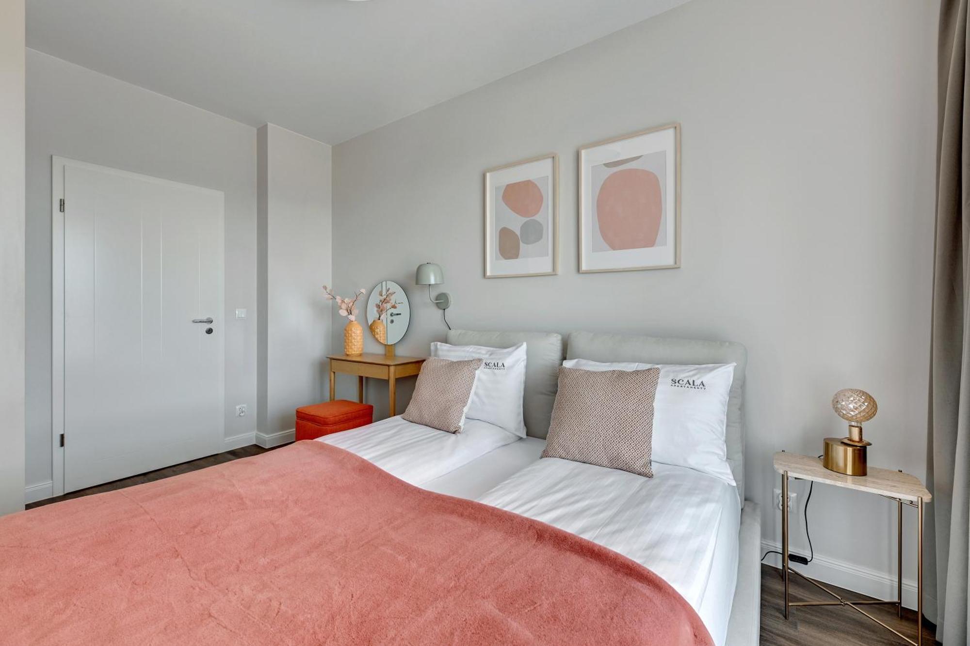 Scala City Center Apartments With Parking By Lion Apartments Gdansk Ngoại thất bức ảnh